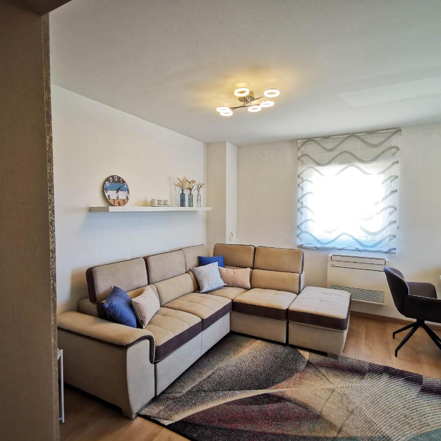 Apartment Ližnjan Extérieur photo
