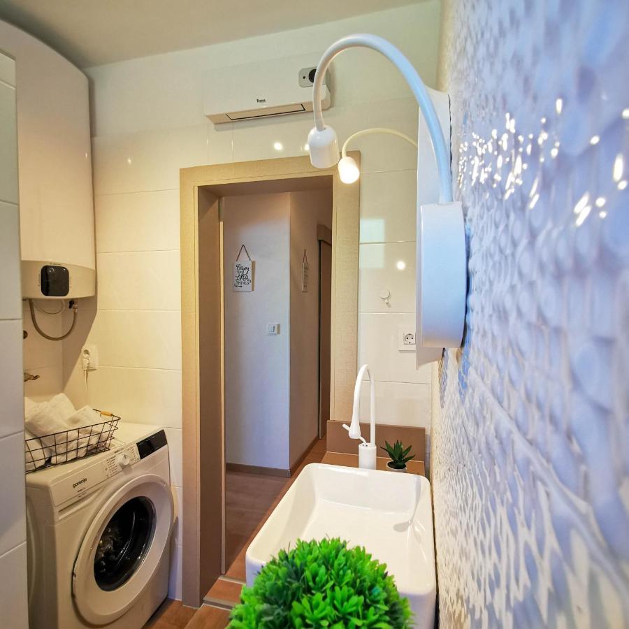 Apartment Ližnjan Extérieur photo
