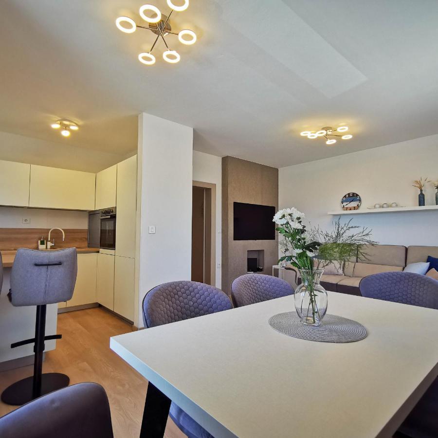 Apartment Ližnjan Extérieur photo